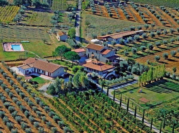 Agriturismo La Banchella Скарліно Екстер'єр фото